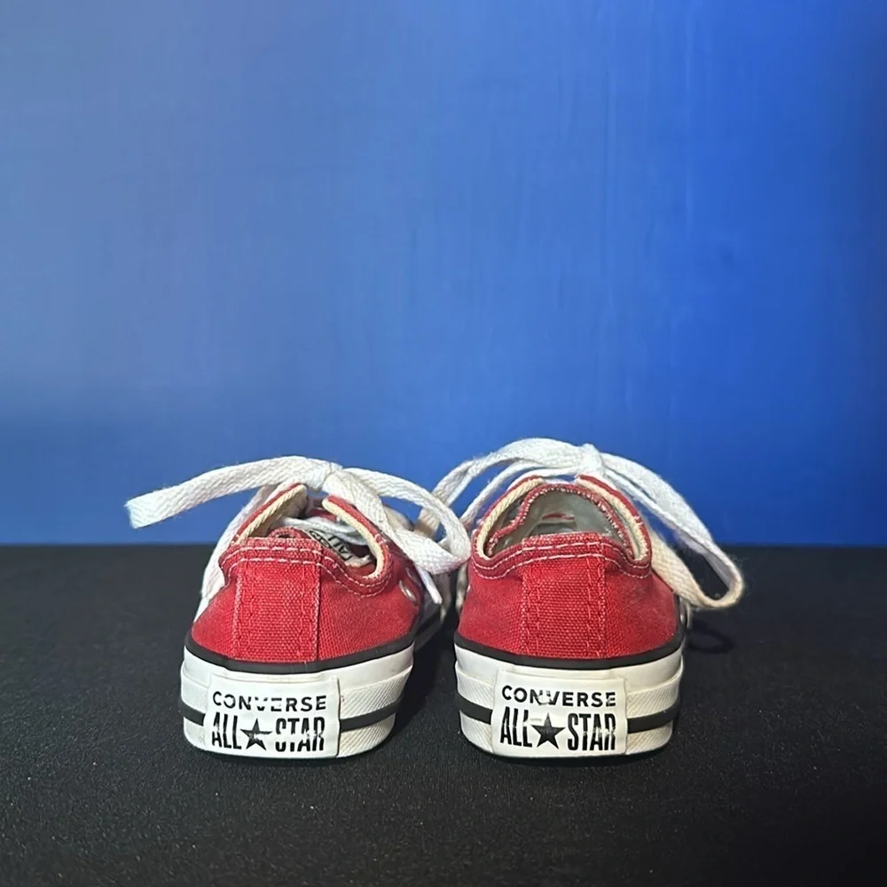 Converse Chuck Taylor All Star Red Low Top Kids Boy Girl Size  Canvas Size 1.5
